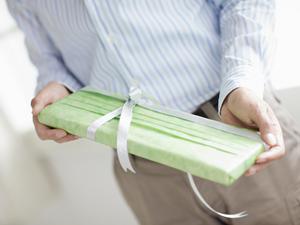 国産のアクリル製の仕切り板を受注生産